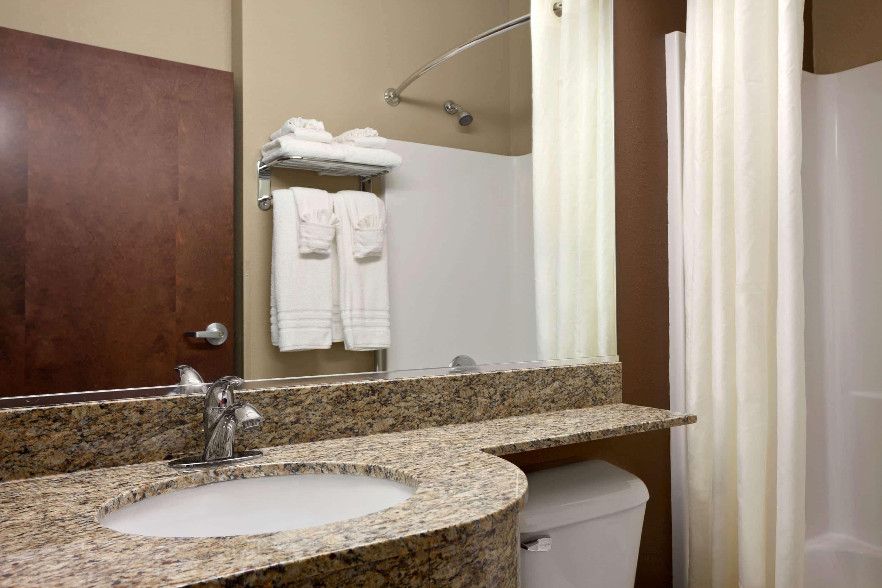 St. Clairsville Microtel Inn & Suites By Wyndham St Clairsville - Wheeling מראה חיצוני תמונה